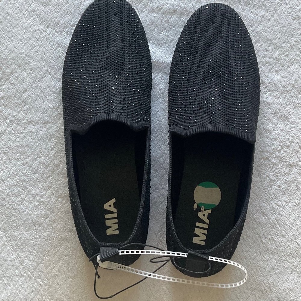 MIA Dennin Shoes woman’s new